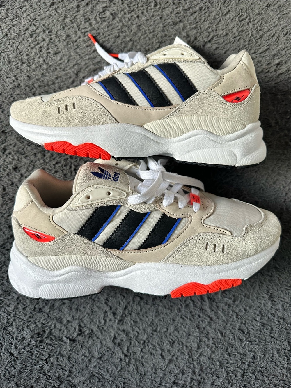 Adidas Retropy F90 Mystique HP8094 Off-White/Red/Blue Size 9 Men/10.5 Women